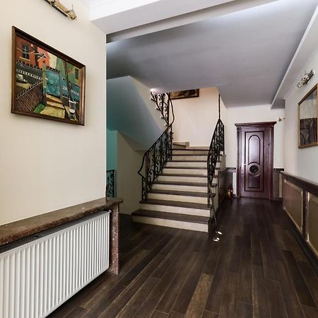 Aeetes Palace クタイシ エクステリア 写真