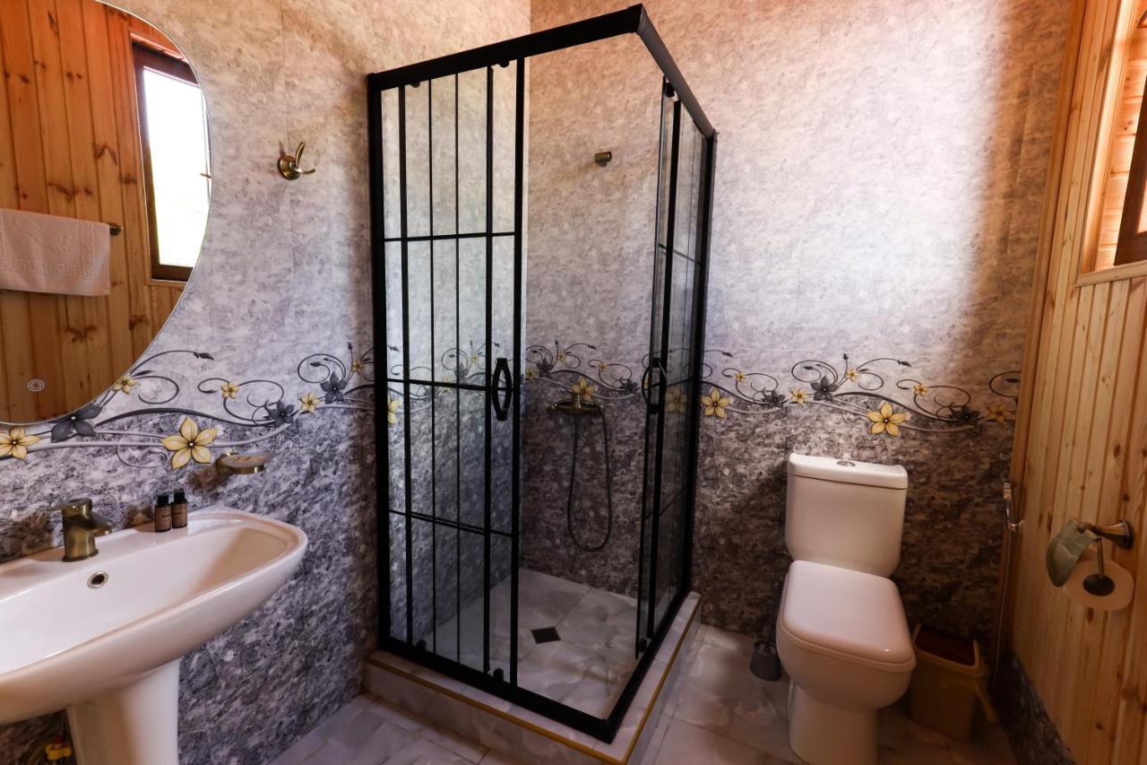 Aeetes Palace クタイシ エクステリア 写真